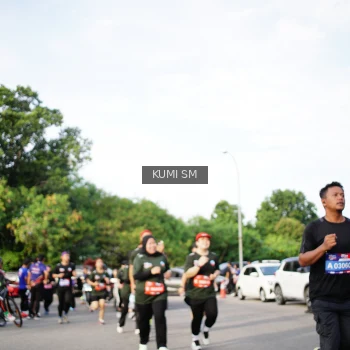 Runner Photo 3666013