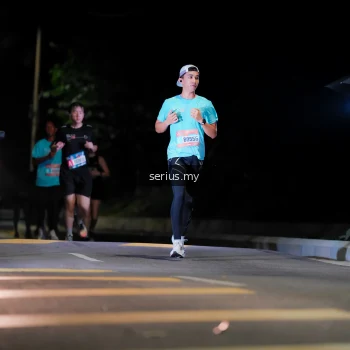 Runner Photo 3666022