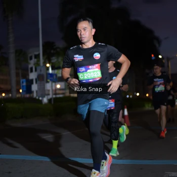 Runner Photo 3666052