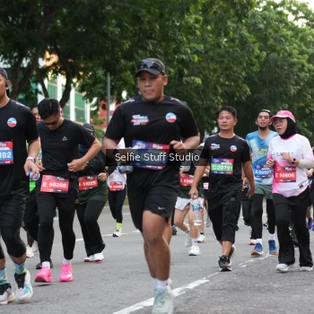 Runner Photo 3666055