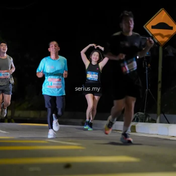 Runner Photo 3666079