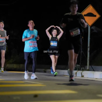 Runner Photo 3666086