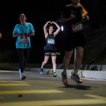 Runner Photo 3666095