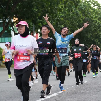 Runner Photo 3666106