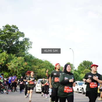 Runner Photo 3666306