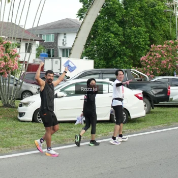 Runner Photo 3666374