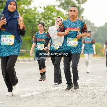 Runner Photo 3666471