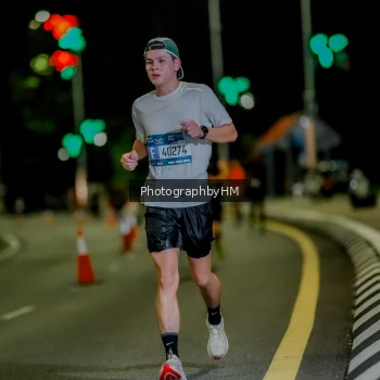 Runner Photo 3666512