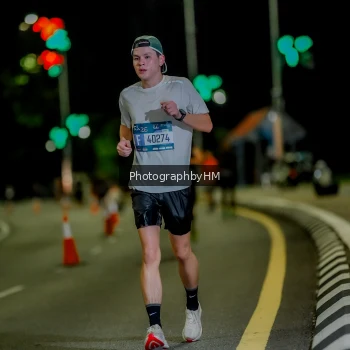 Runner Photo 3666513