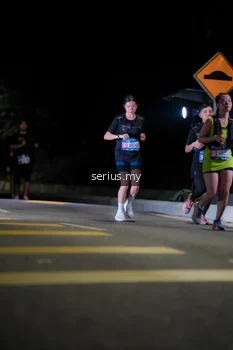 Runner Photo 3666571