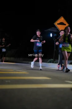Runner Photo 3666575