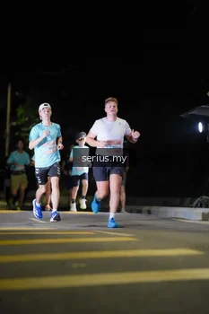 Runner Photo 3666605