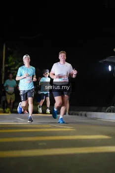 Runner Photo 3666607