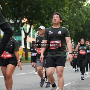 Runner Photo 3666707