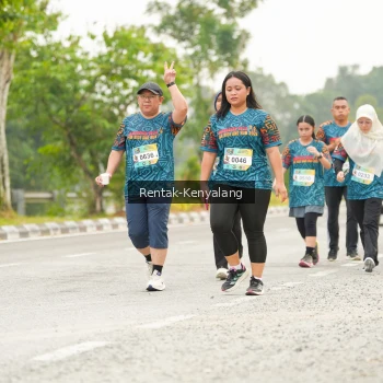 Runner Photo 3666711