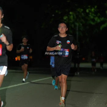 Runner Photo 3666753