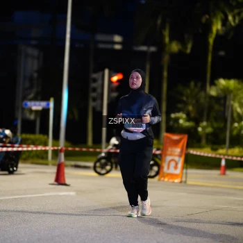 Runner Photo 3666775