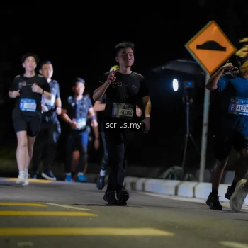 Runner Photo 3666806