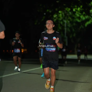 Runner Photo 3666865
