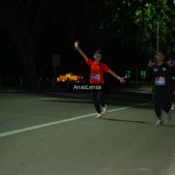 Runner Photo 3667013