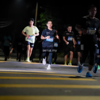 Runner Photo 3667018