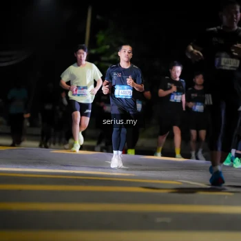 Runner Photo 3667024