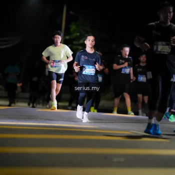 Runner Photo 3667025