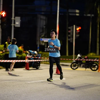 Runner Photo 3667041