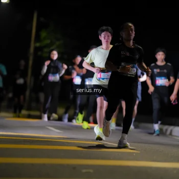 Runner Photo 3667060
