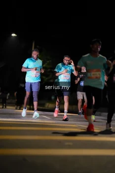 Runner Photo 3667146