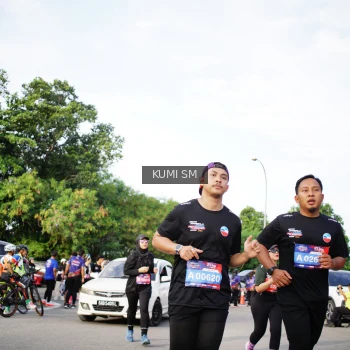 Runner Photo 3667149