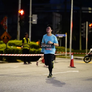 Runner Photo 3667151