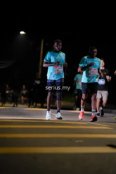 Runner Photo 3667155