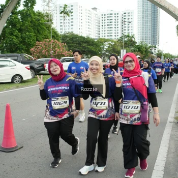 Runner Photo 3667213