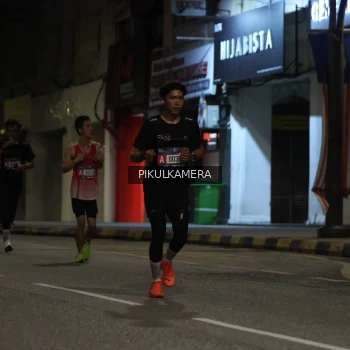 Runner Photo 3667311