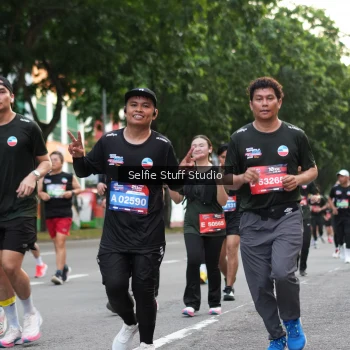 Runner Photo 3667336