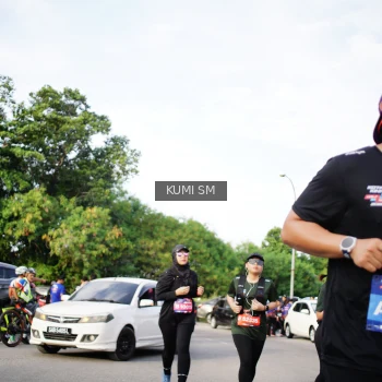Runner Photo 3667344