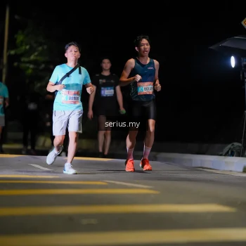 Runner Photo 3667407