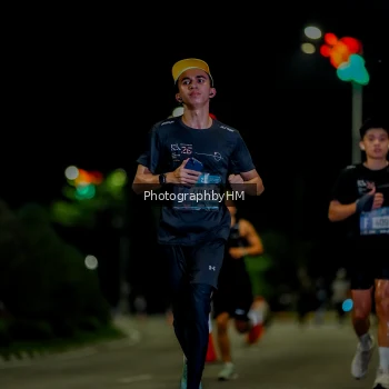 Runner Photo 3667451
