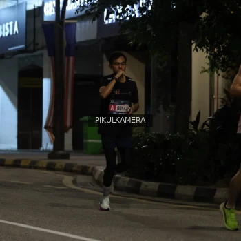 Runner Photo 3667456