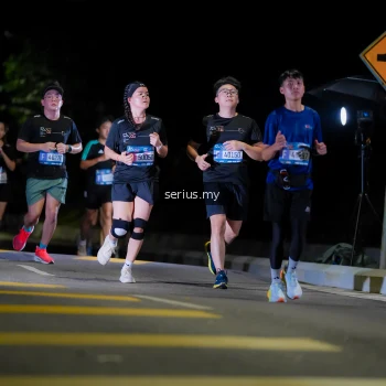 Runner Photo 3667513