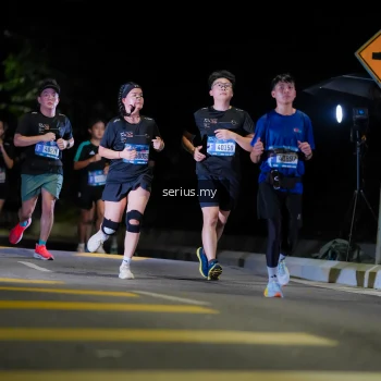 Runner Photo 3667518