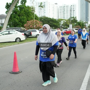 Runner Photo 3667544