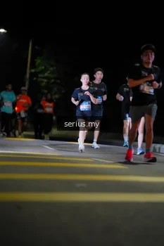 Runner Photo 3667590