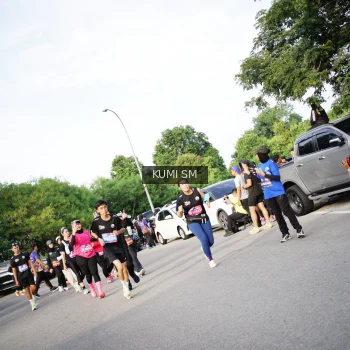 Runner Photo 3667799