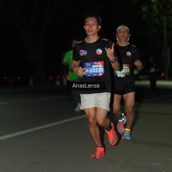 Runner Photo 3667815