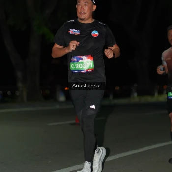 Runner Photo 3667850