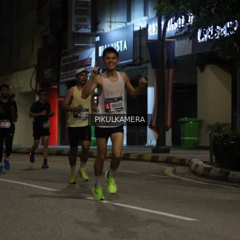 Runner Photo 3667897
