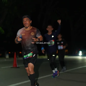 Runner Photo 3667947