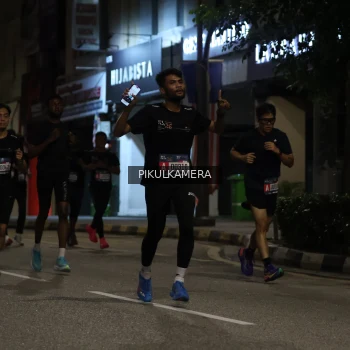 Runner Photo 3668074